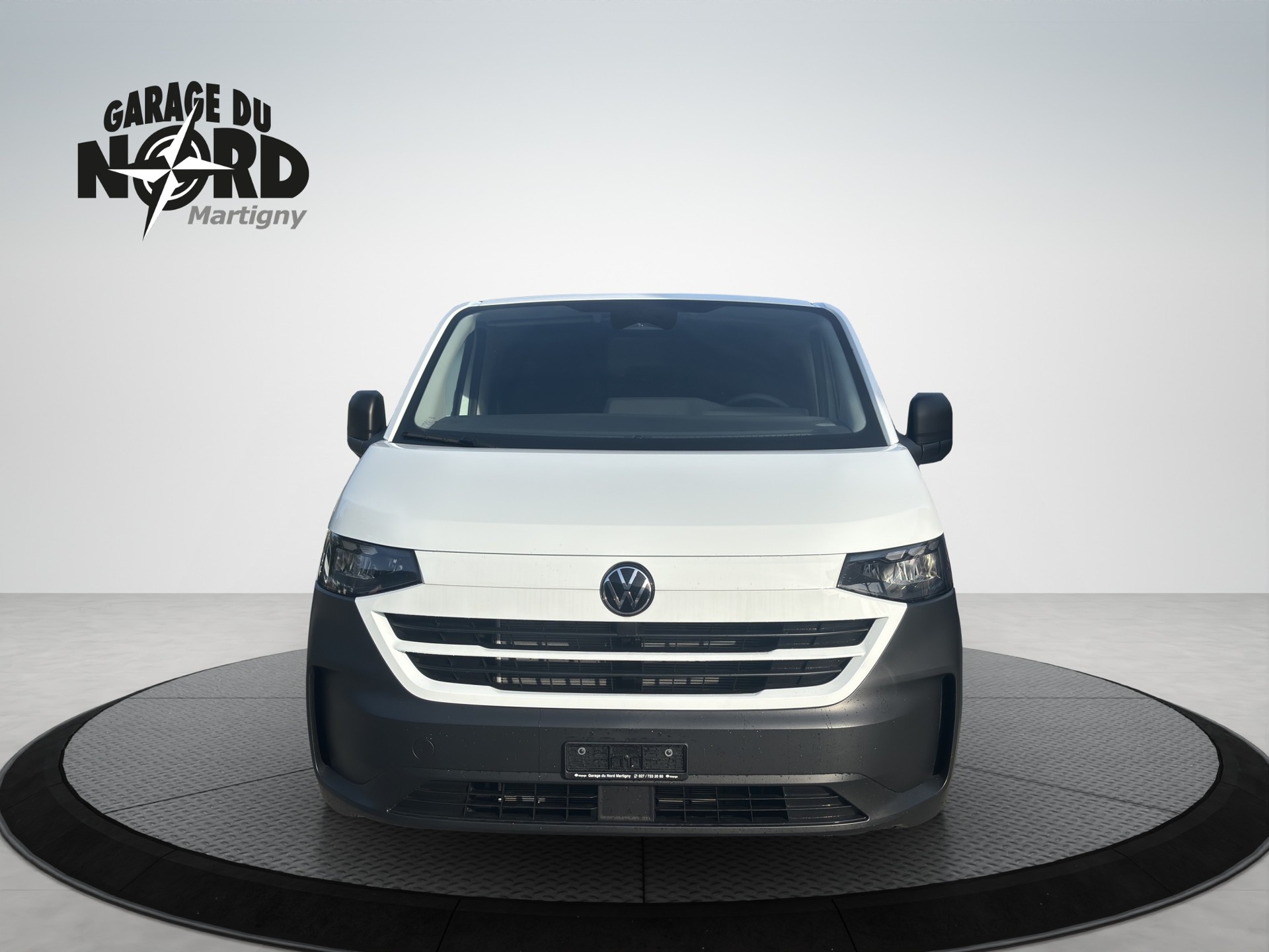 VW Transporter 4 Motion-showroom-element-1