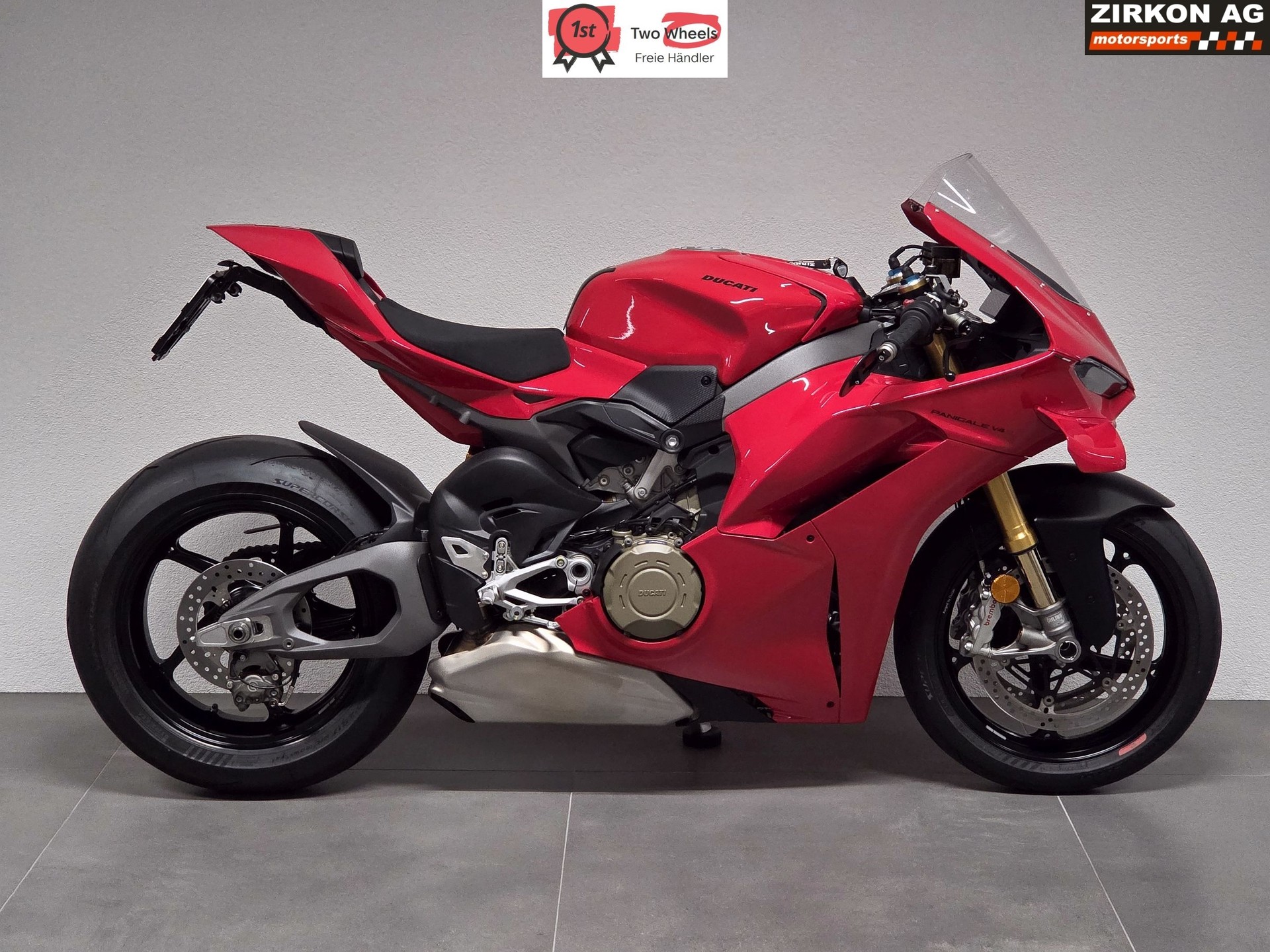DUCATI Panigale V4 S-image-0