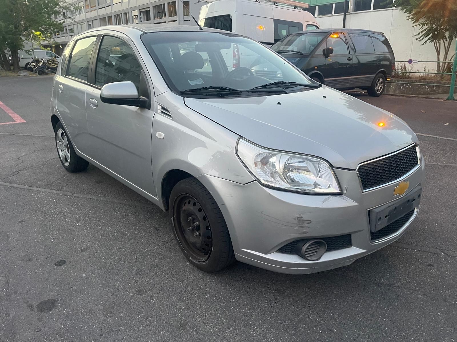 CHEVROLET AVEO-showroom-element-1