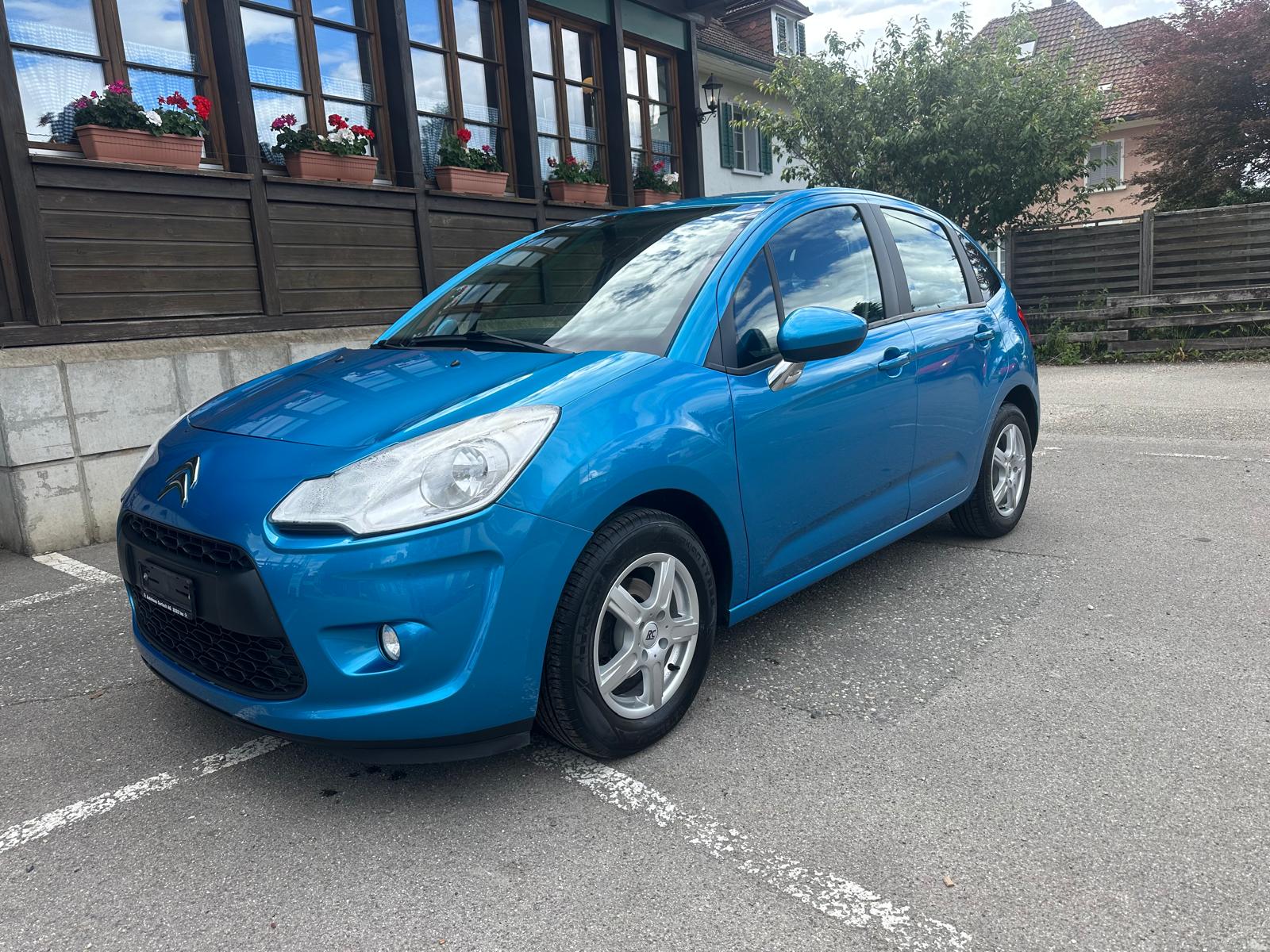 CITROEN C3 1.6 16V HDi Chic 99g-showroom-element-1