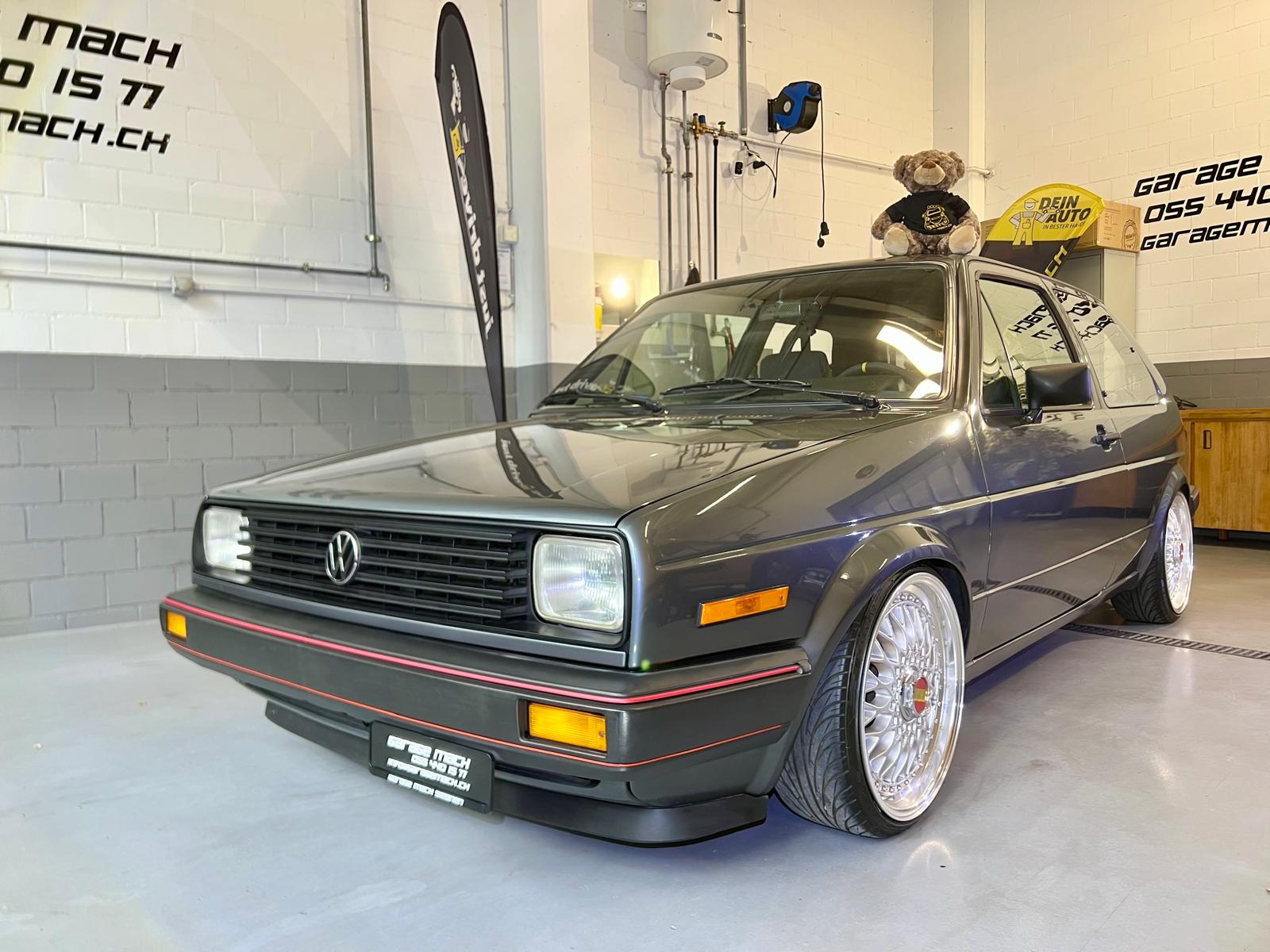 VW Golf 1800 GTI Showcar ✅-showroom-element-1