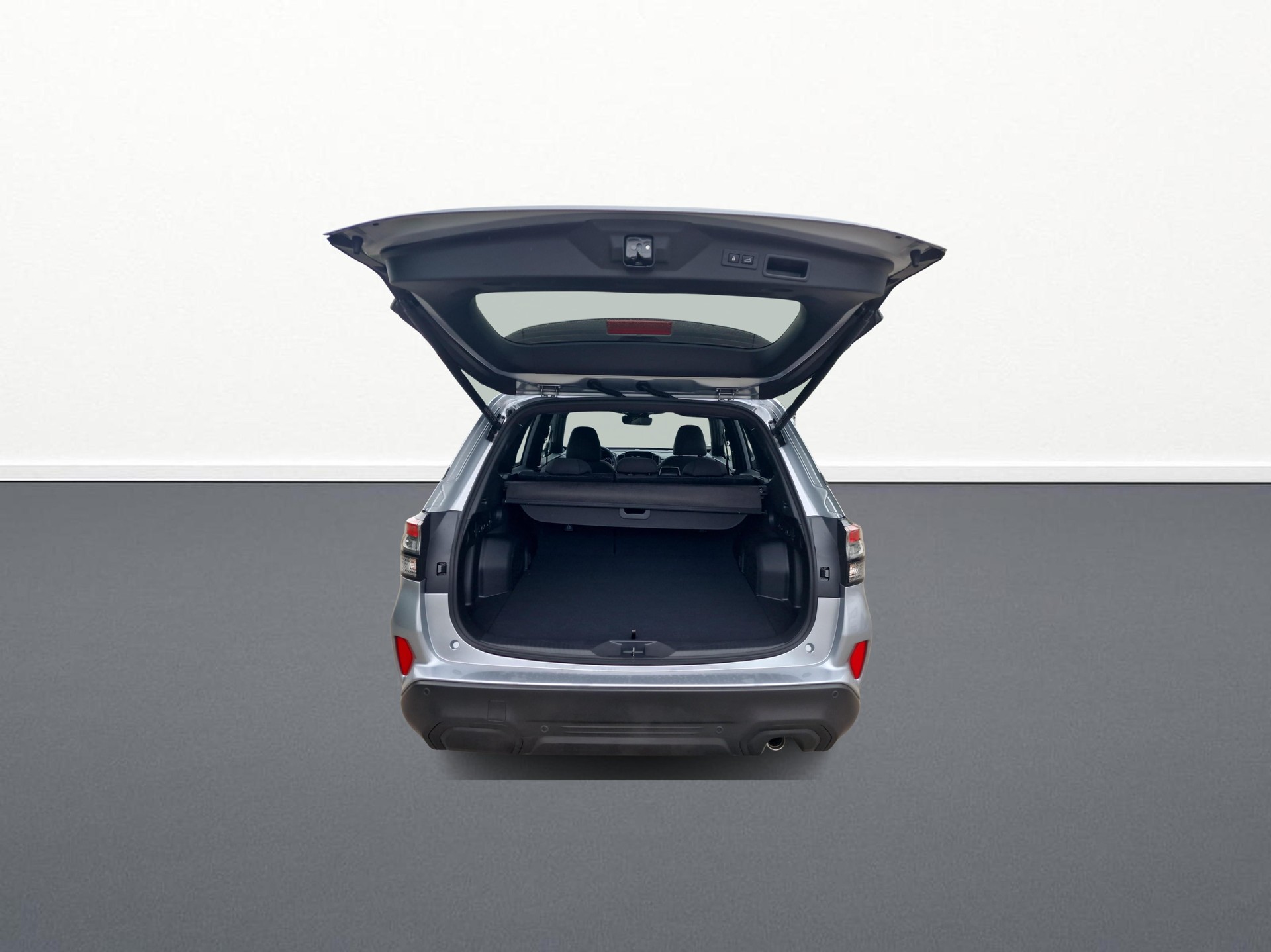 SUBARU Forester Station 2.0i e-Boxer Swiss Plus-image-10