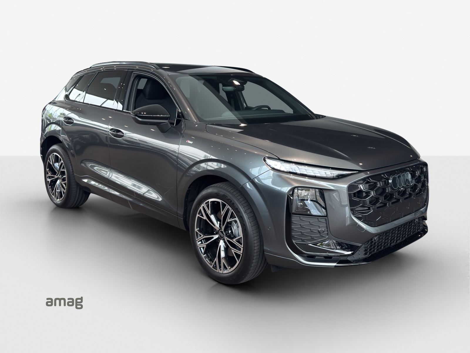 AUDI Q3 SUV TFSI quattro 150 kW S tronic-image-5