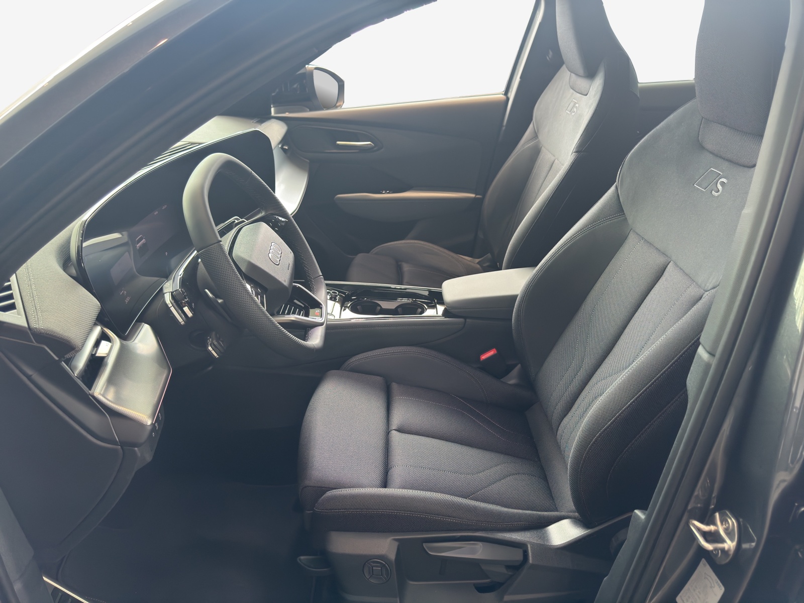 AUDI Q3 SUV TFSI quattro 150 kW S tronic-image-7