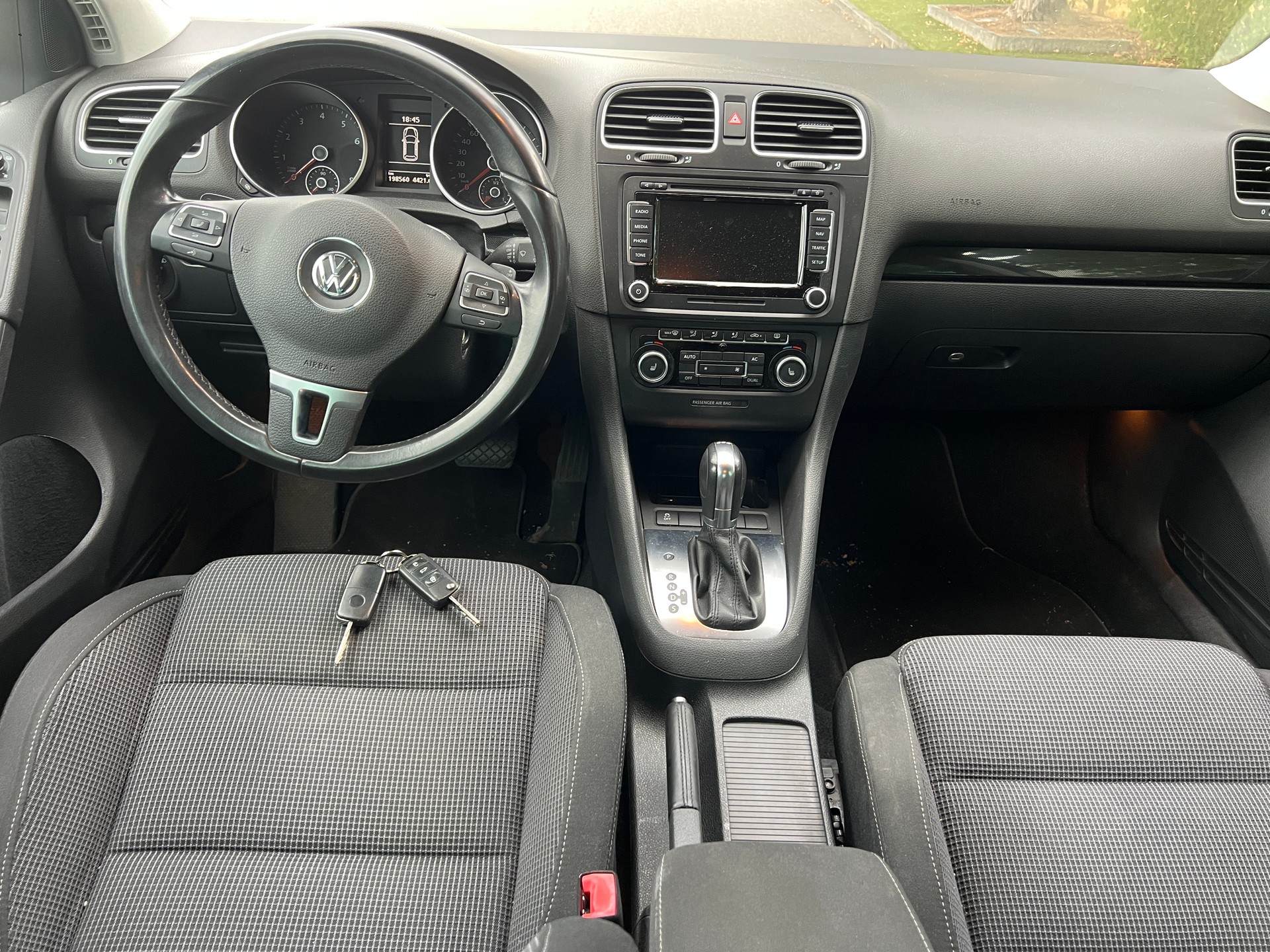VW Golf 1.4 TSI Comfortline DSG-image-6