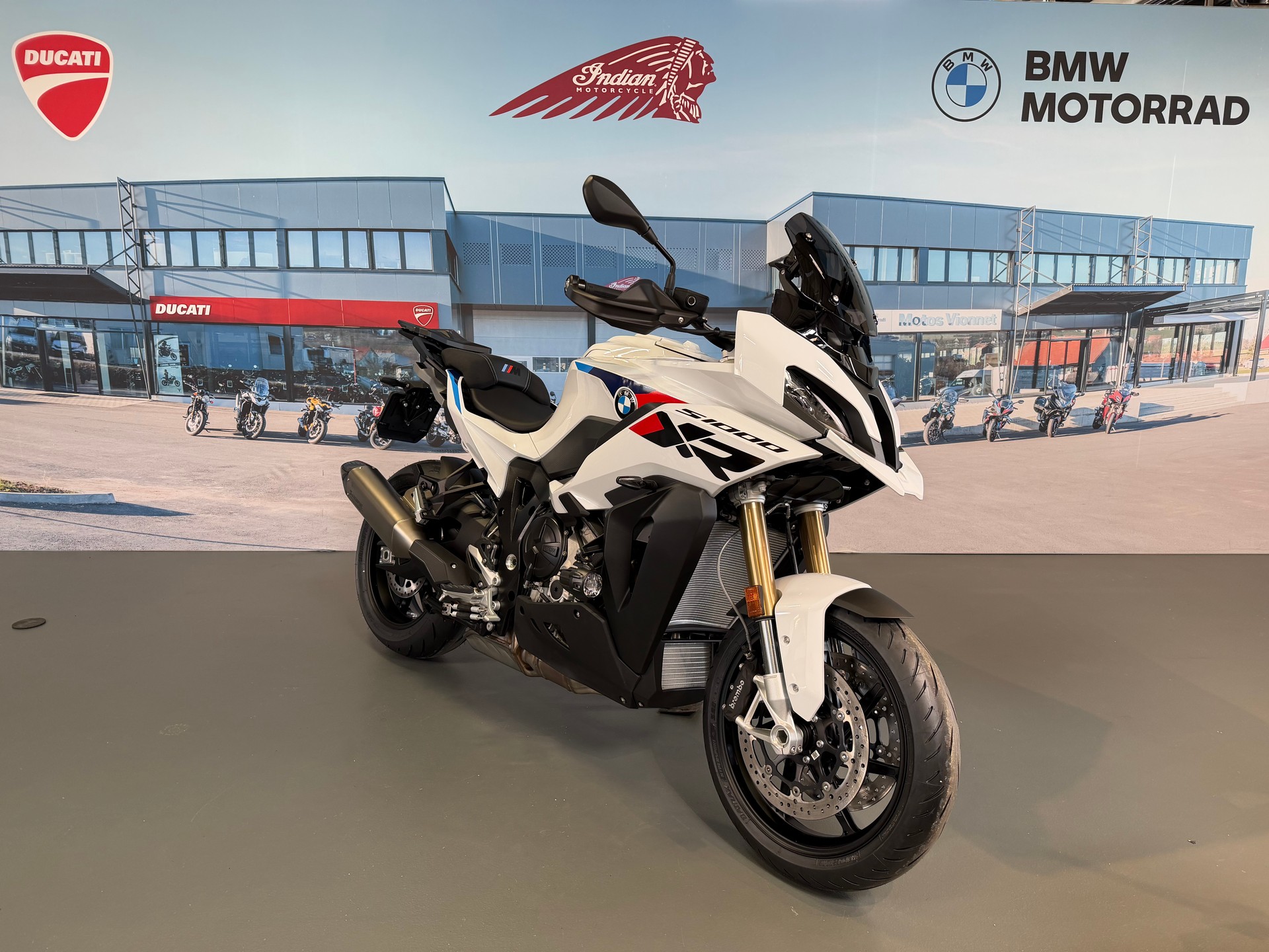 BMW S 1000 XR-image-0