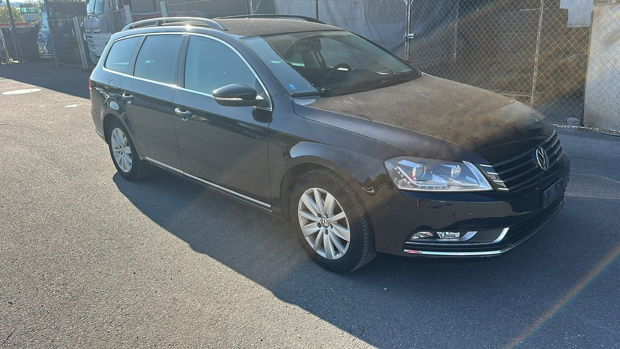 VW Passat Variant 1.8 TSI Highline DSG-image-2