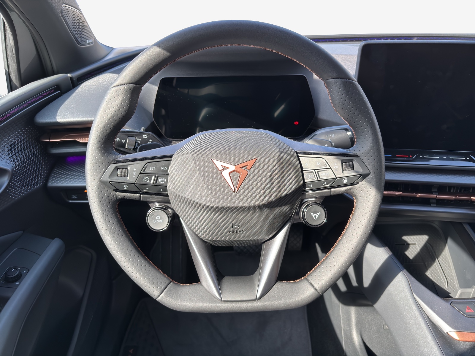 CUPRA Raval 52 kWh Dynamic+ Launch Edition-image-9