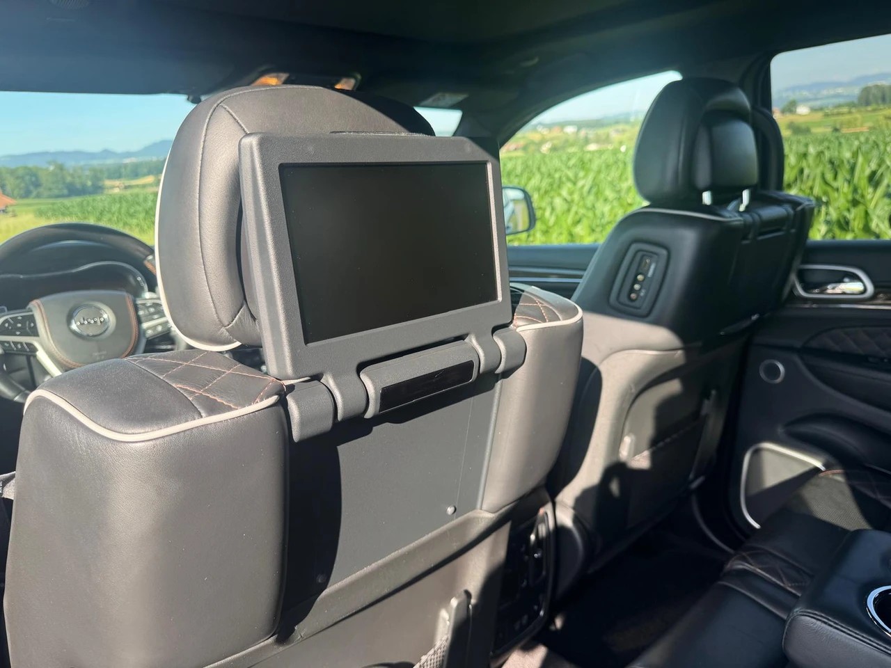 JEEP Grand Cherokee 3.0 CRD Summit Automatic-image-11