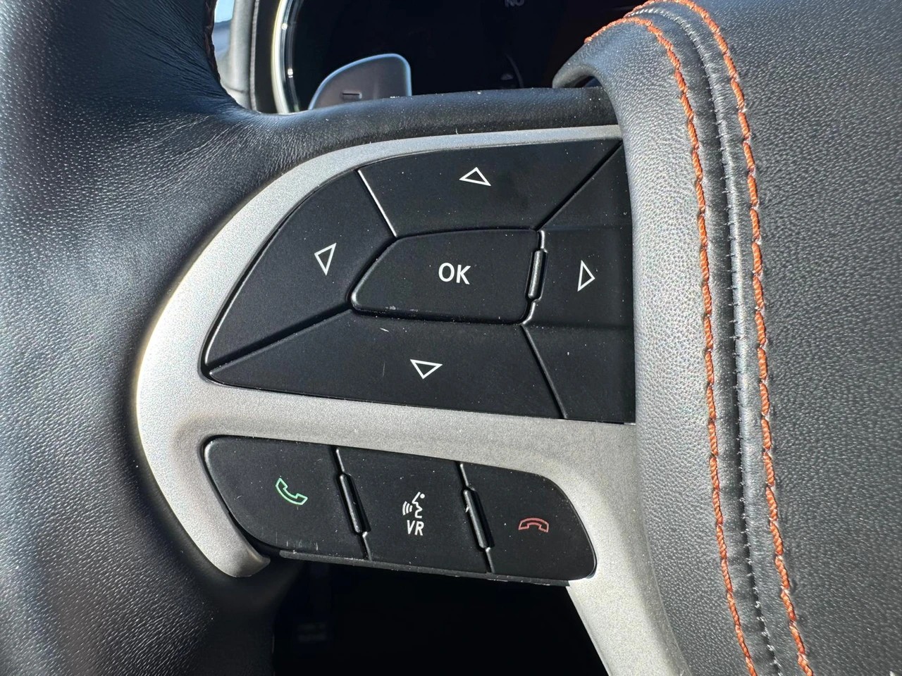 JEEP Grand Cherokee 3.0 CRD Summit Automatic-image-19