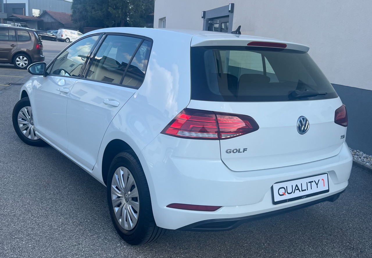 VW Golf 1.0 TSI Trendline-image-3