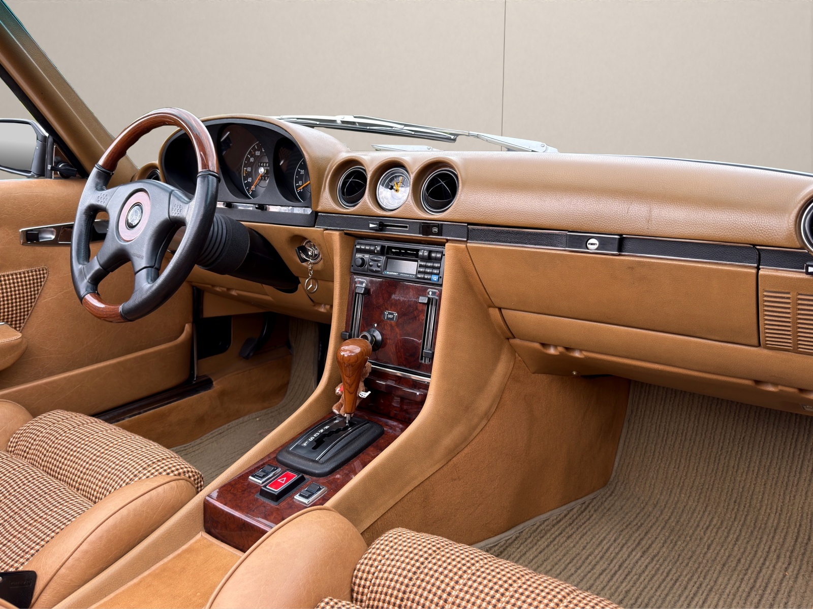 MERCEDES-BENZ SL 350-image-24