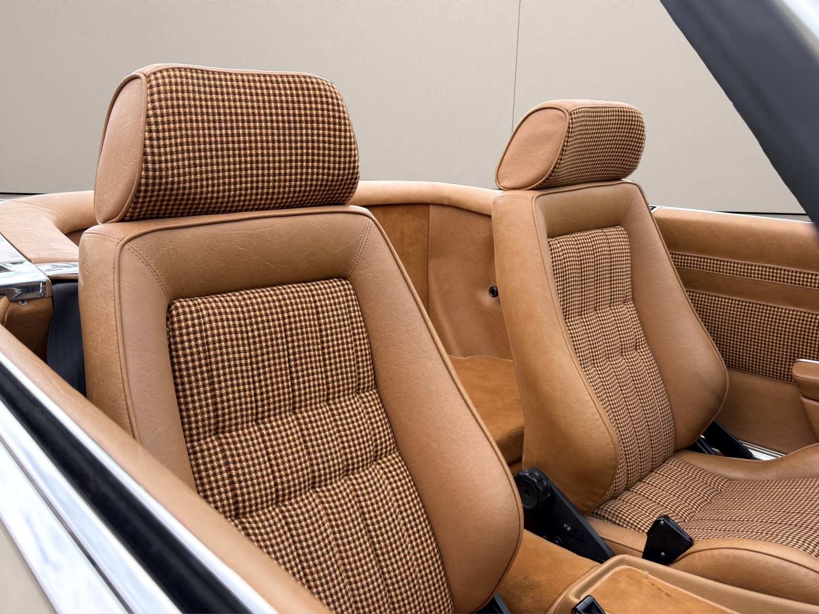 MERCEDES-BENZ SL 350-image-19