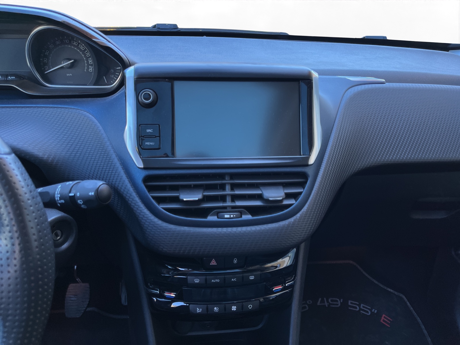PEUGEOT 2008 1.6 VTI Crossway-image-11