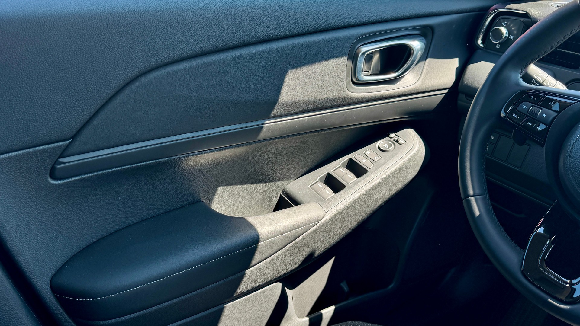 HONDA HONDA Jazz 1.5i-MMD Elegance E-CVT 1.9% Leasing Aktion unschlagbar mit 8 Jahren Garantie-image-9