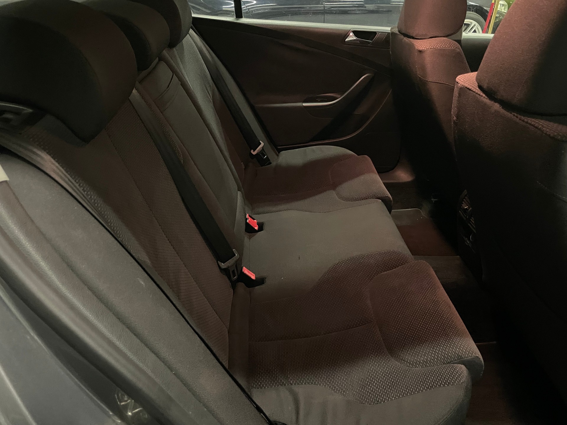 VW Passat 2.0 TDI Comfortline-image-14