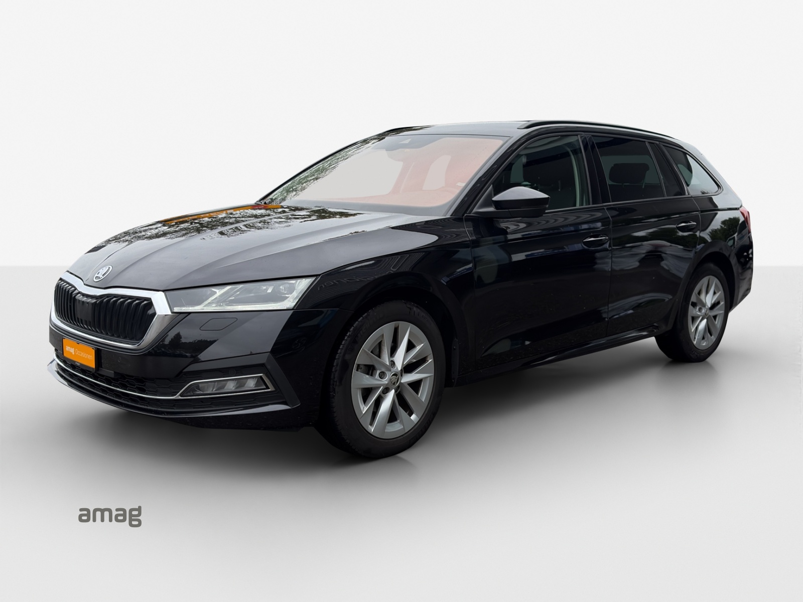 SKODA Octavia Combi 2.0 TDI DSG Style