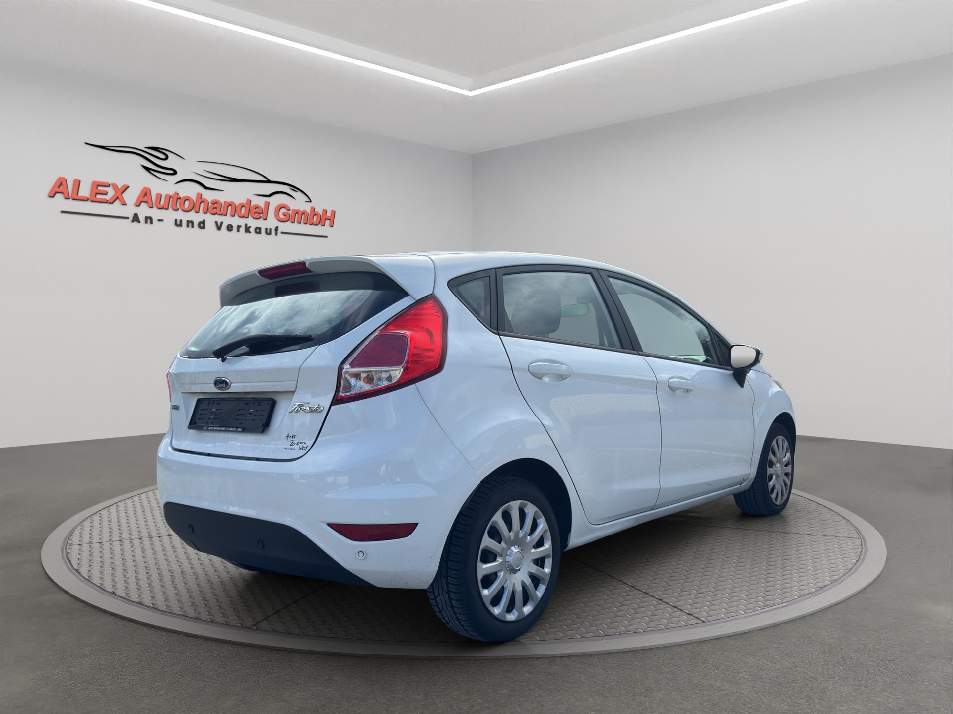 FORD Fiesta 1.0 SCTi Trend-image-6