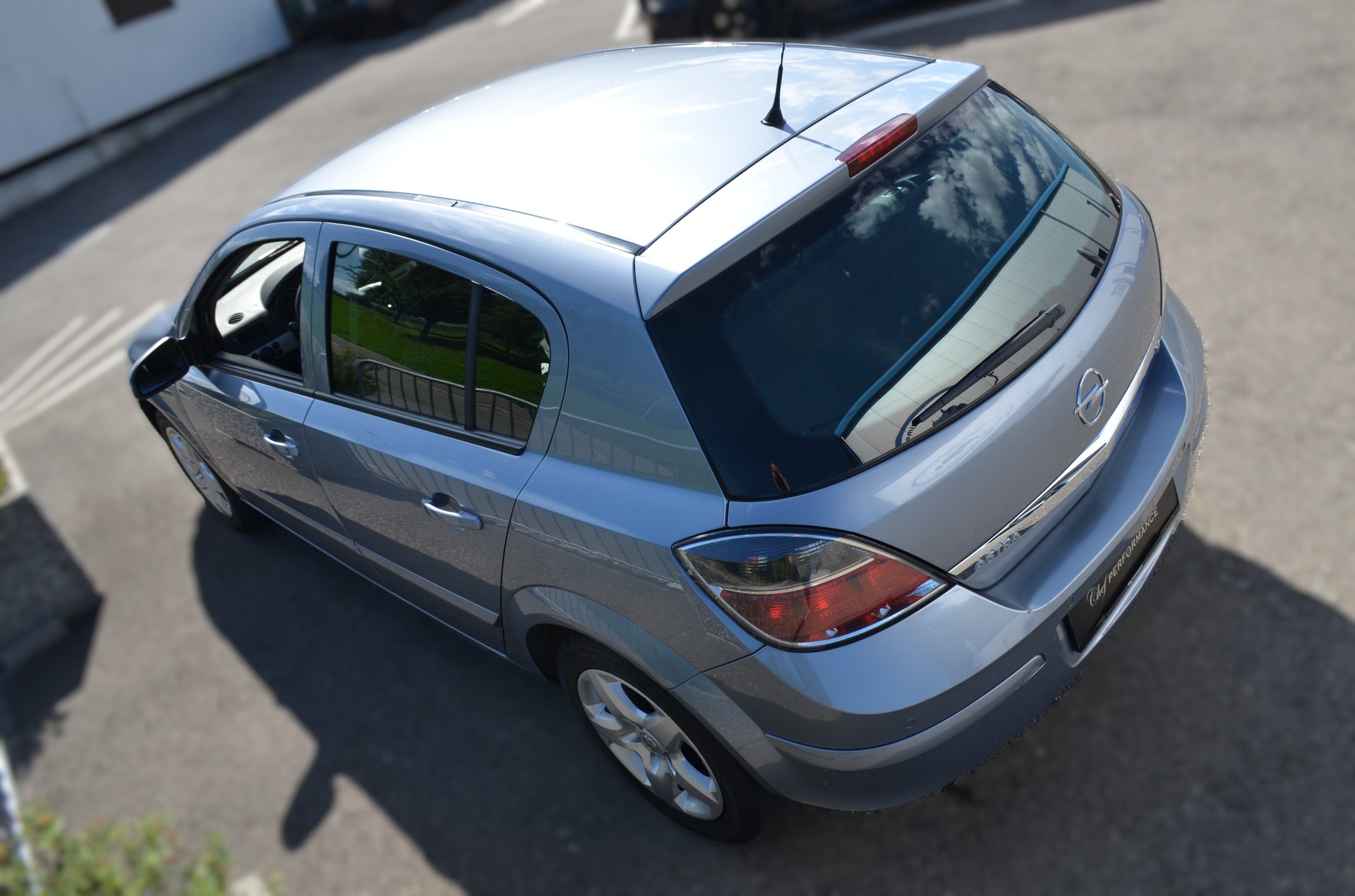 OPEL Astra 1.8i 16V Enjoy-image-11