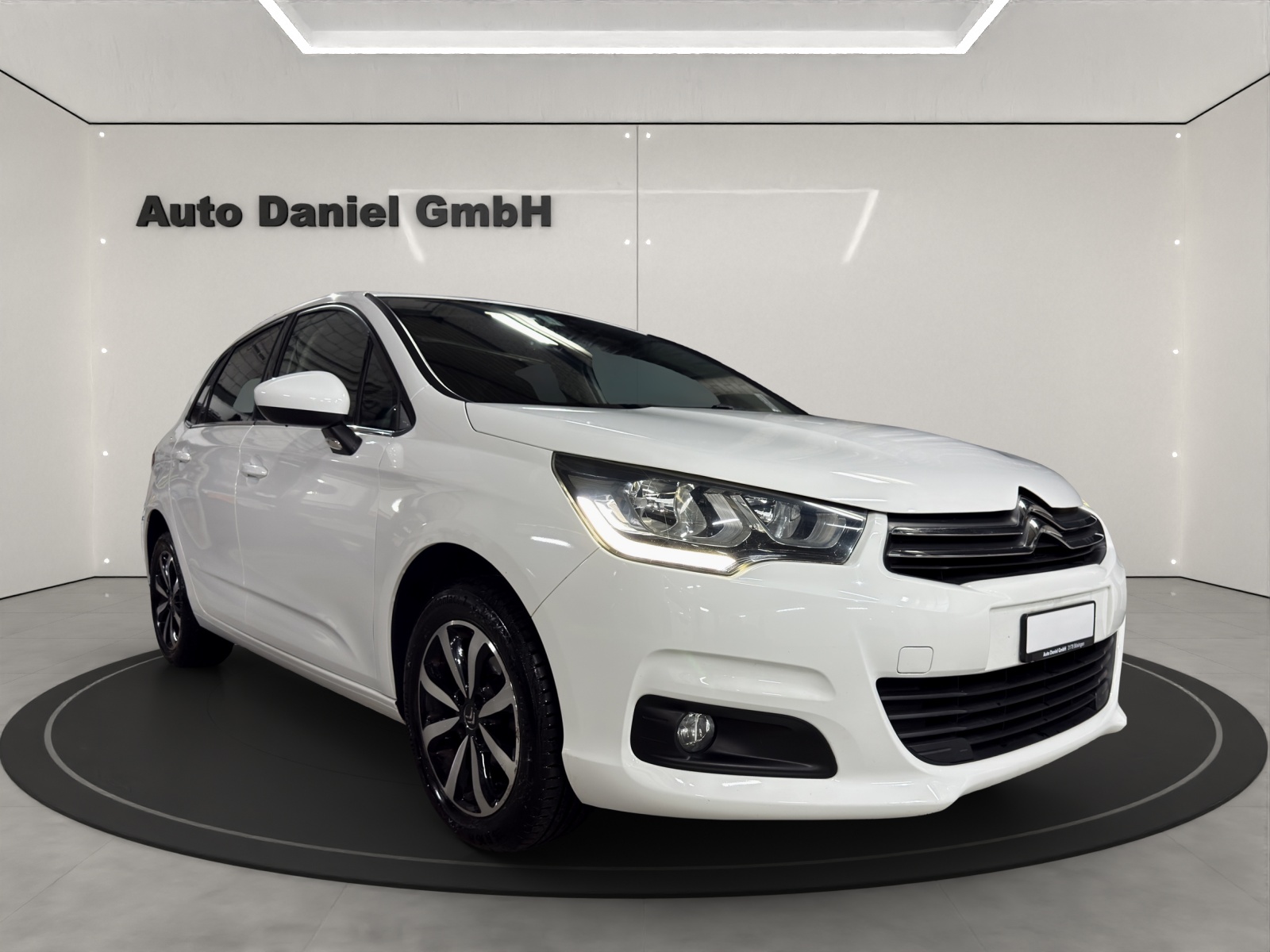 CITROEN C4 1.2 Pure Tech Feel-showroom-element-2