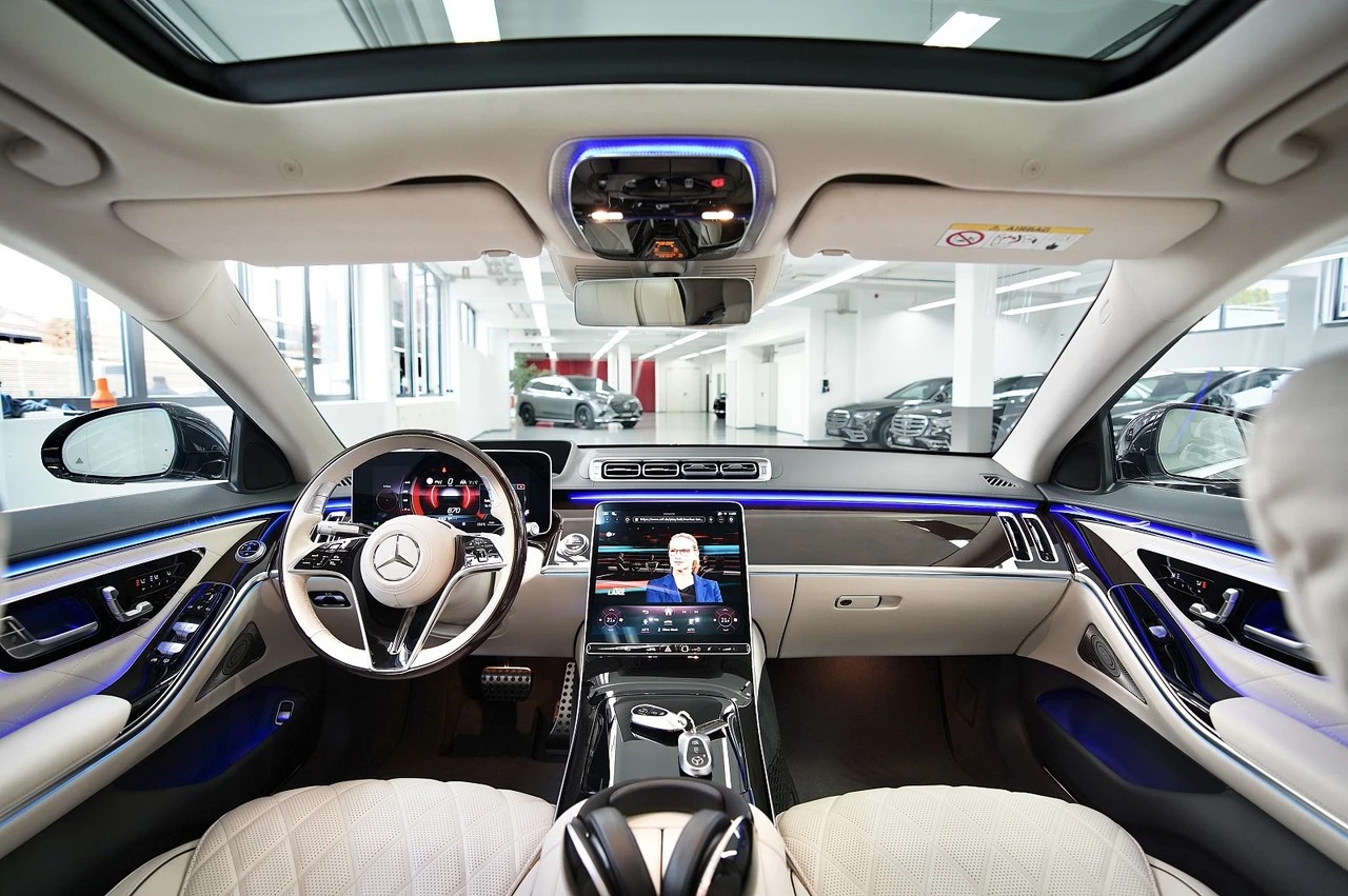MERCEDES-BENZ S 450 L 4Matic AMG Line 9G-Tronic-image-28