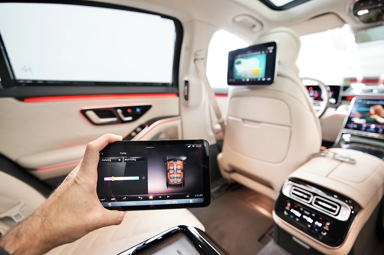 MERCEDES-BENZ S 450 L 4Matic AMG Line 9G-Tronic-image-14
