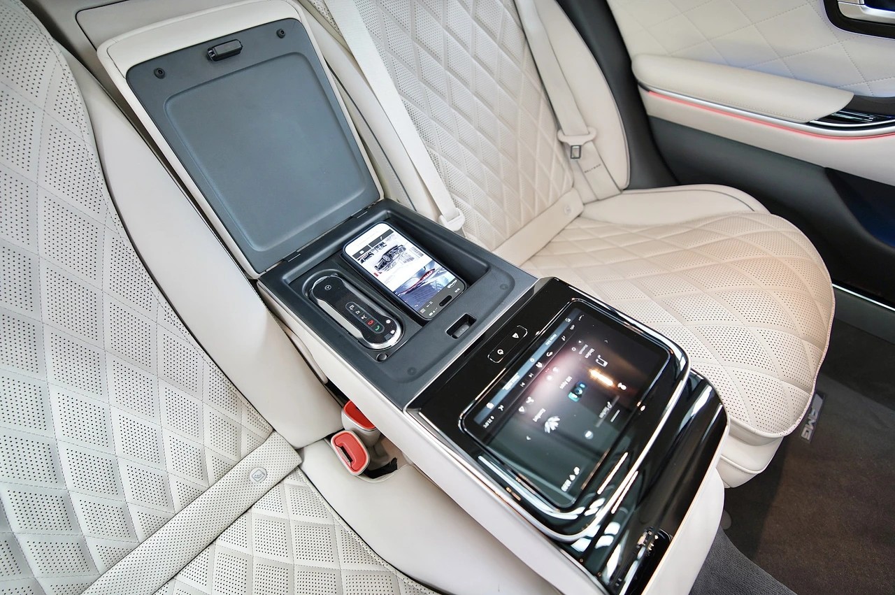 MERCEDES-BENZ S 450 L 4Matic AMG Line 9G-Tronic-image-19