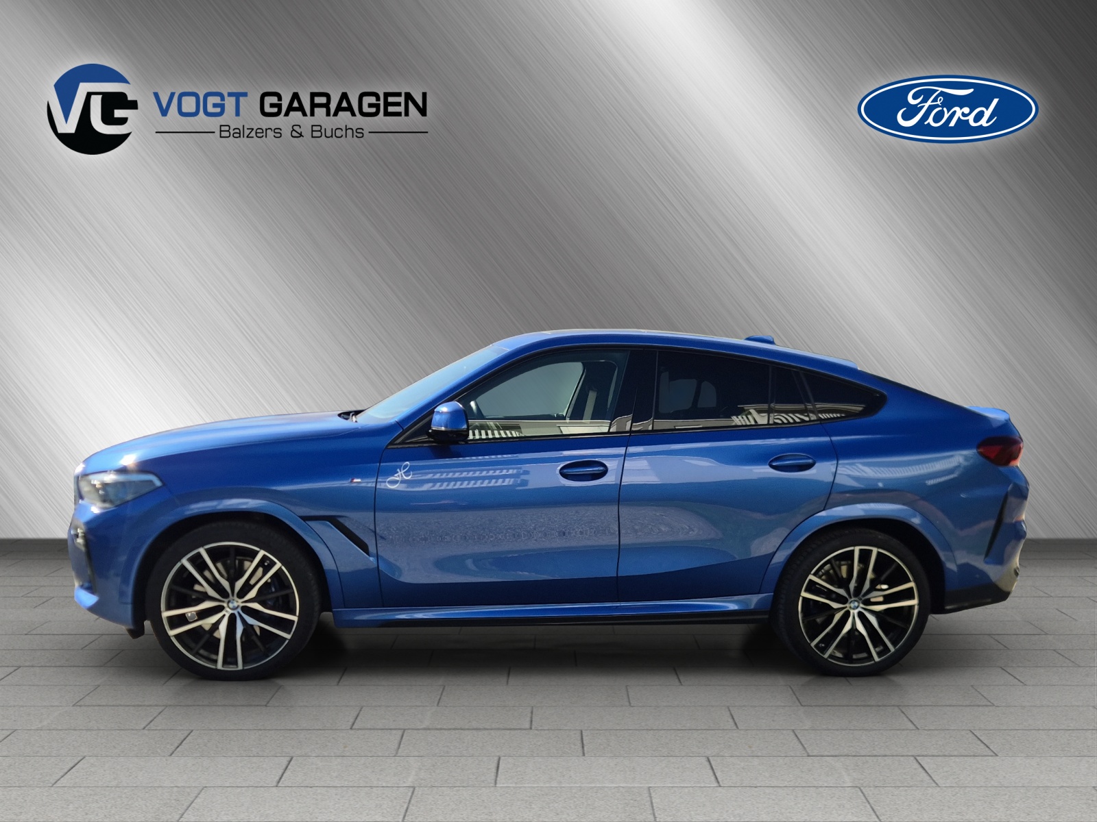 BMW X6 40i xDrive-showroom-element-2