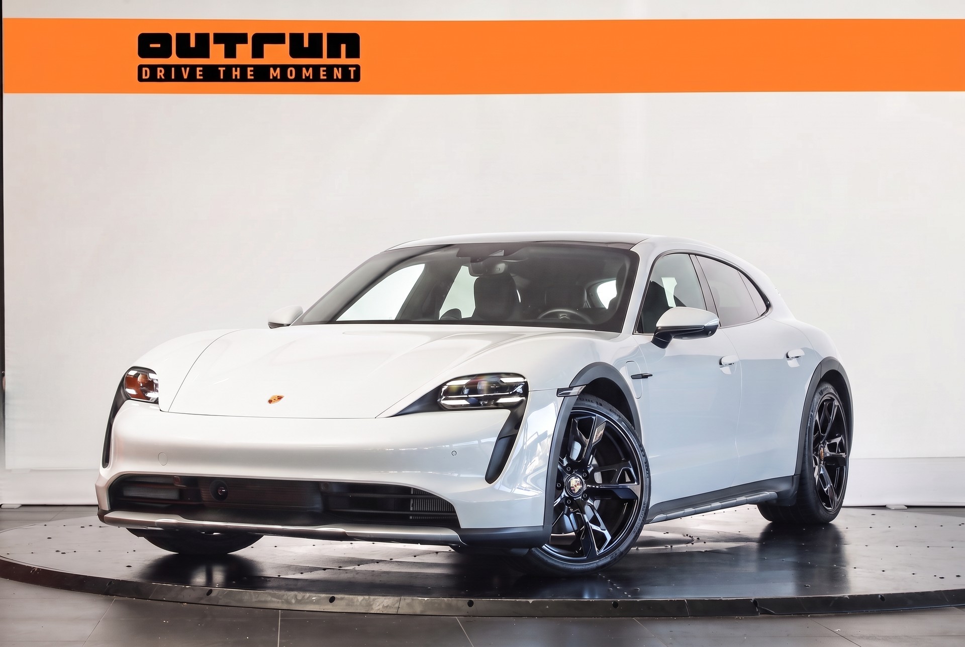 PORSCHE Taycan 4 Cross Turismo Performance Battery Plus / Pack Sport Chrono /