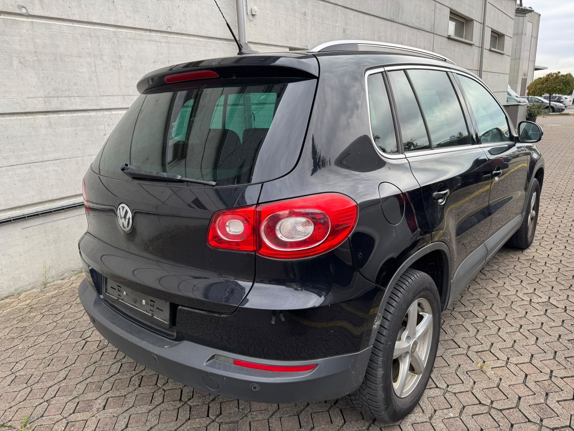VW Tiguan 2.0 TSI Sport&Style Tiptronic-image-4