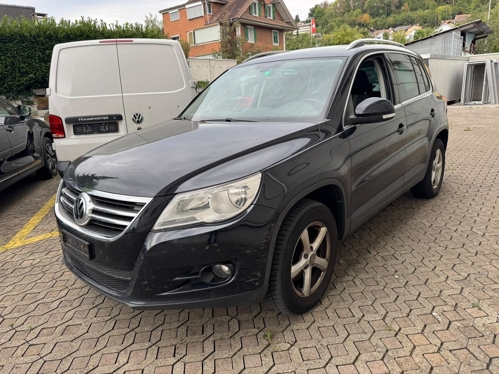 VW Tiguan 2.0 TSI Sport&Style Tiptronic-showroom-element-2