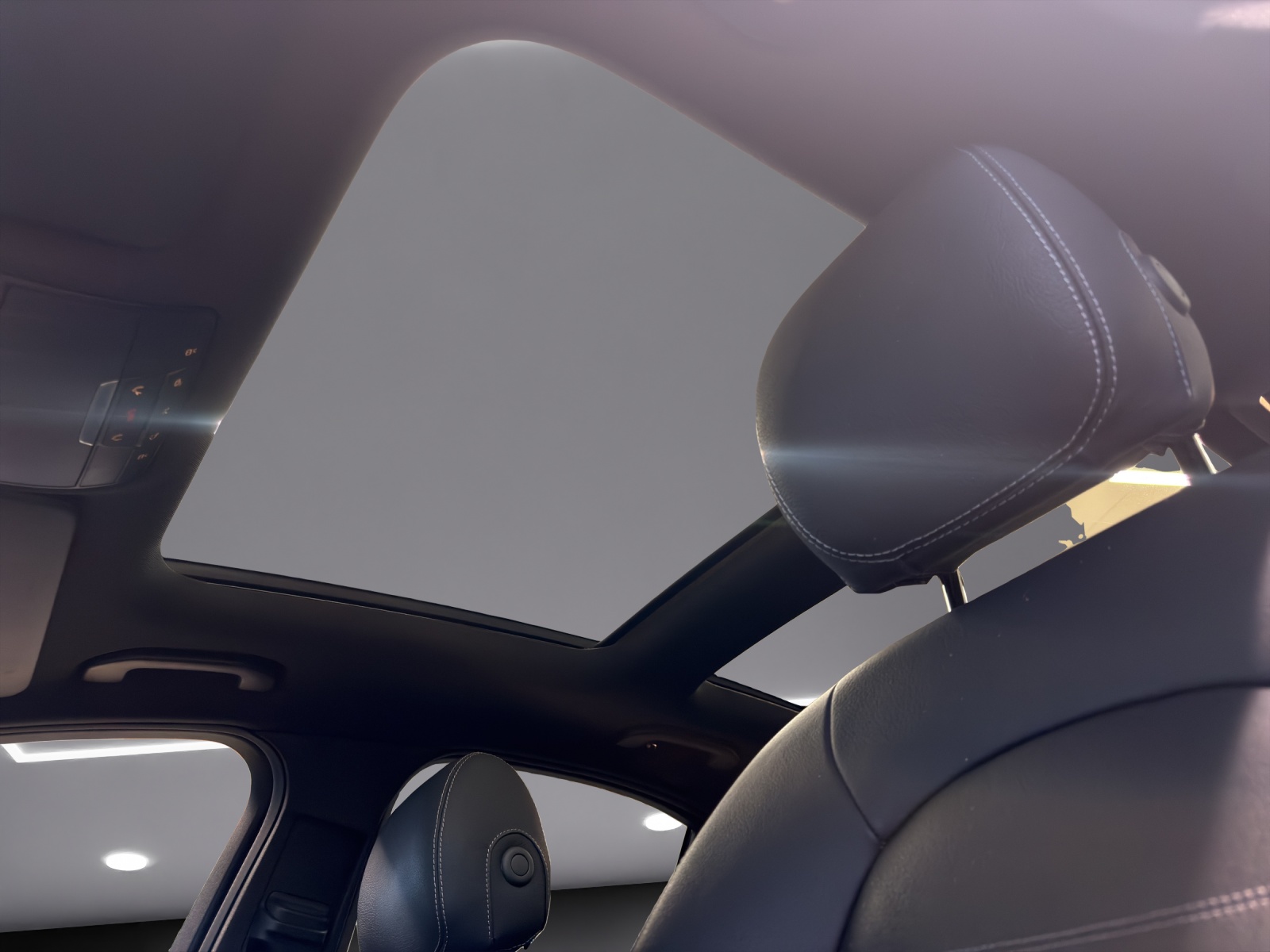 MERCEDES-BENZ C 200 AMG Line 4Matic 9G-Tronic-image-13