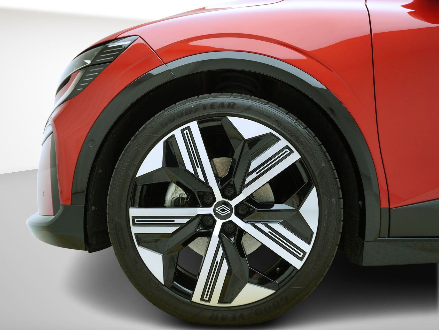 RENAULT Mégane E-Tech iconic-image-6