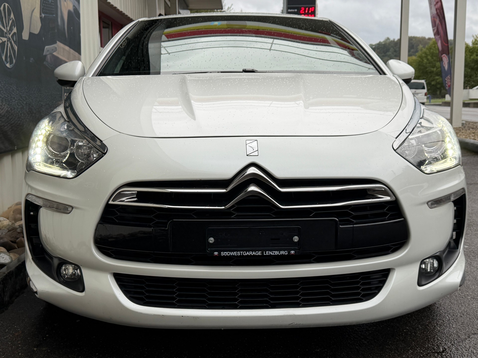 DS AUTOMOBILES DS5 1.6 Turbo SO Chic Automatic-showroom-element-3