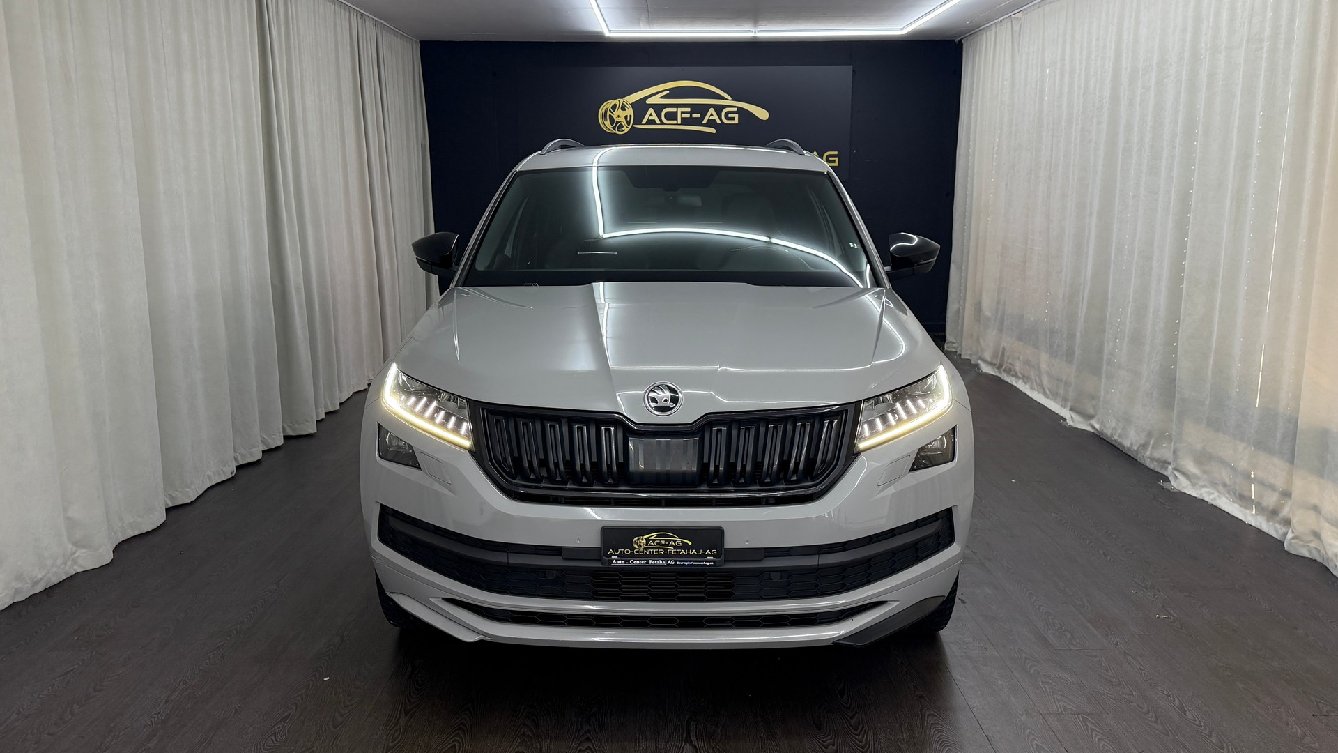 SKODA Kodiaq 2.0 TSI 4x4 Sport Line-showroom-element-1