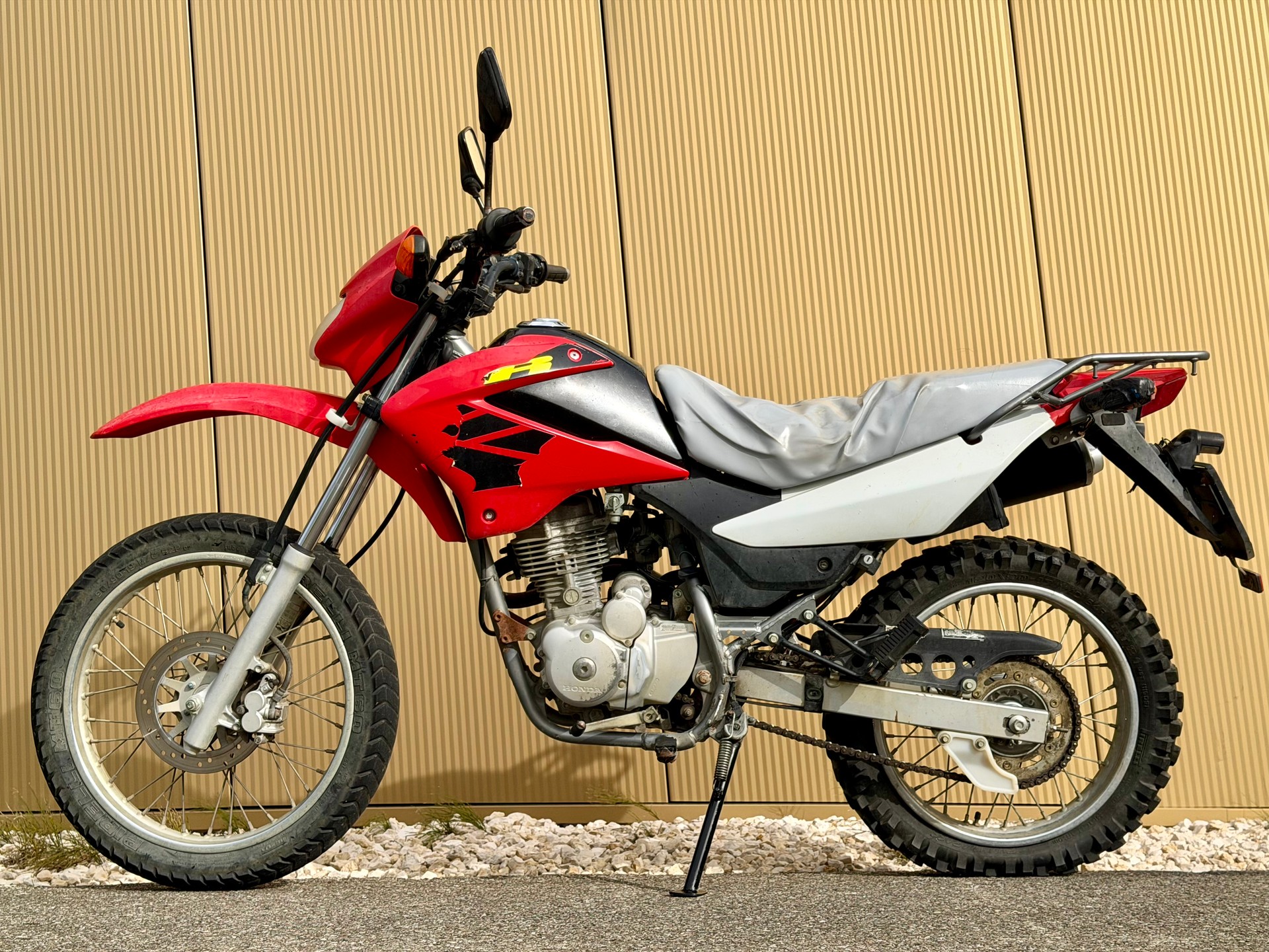 HONDA XR 125 L-image-10