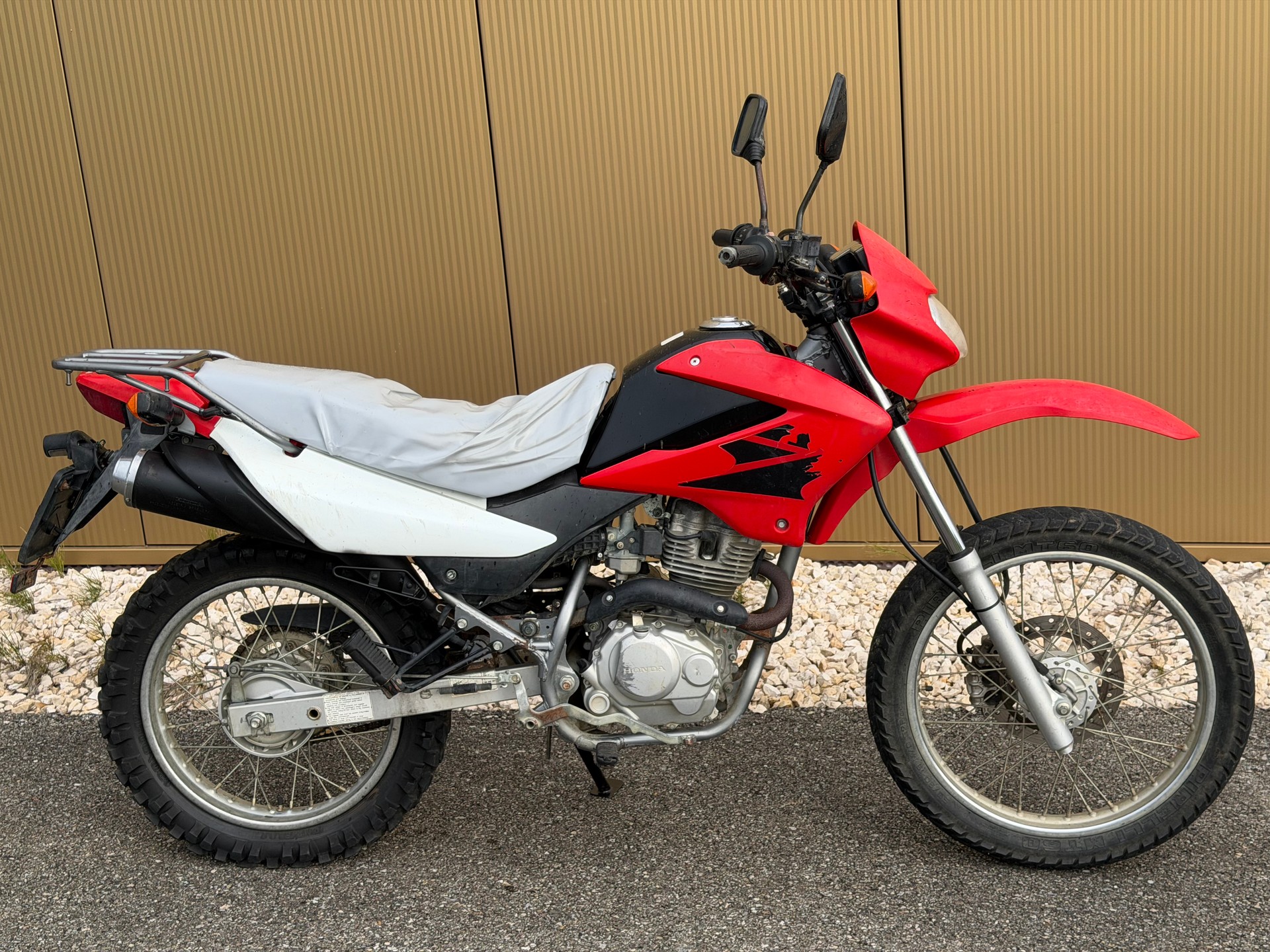 HONDA XR 125 L-showroom-element-3