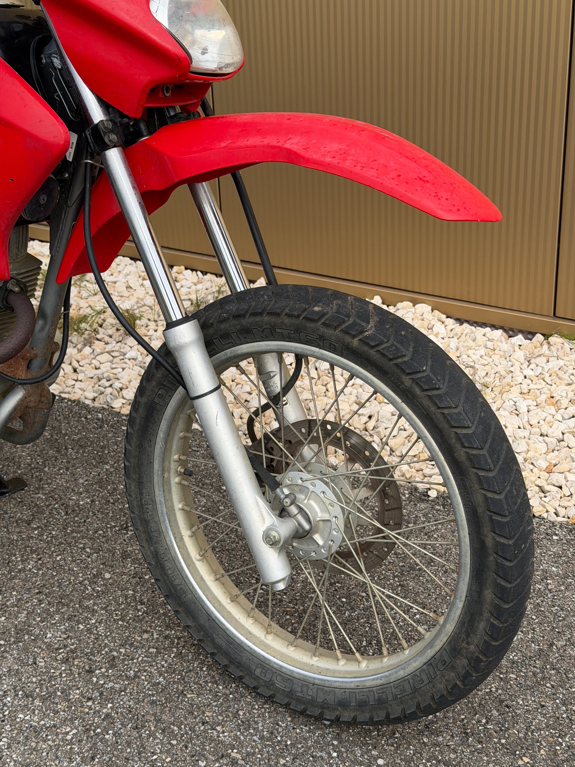 HONDA XR 125 L-showroom-element-1
