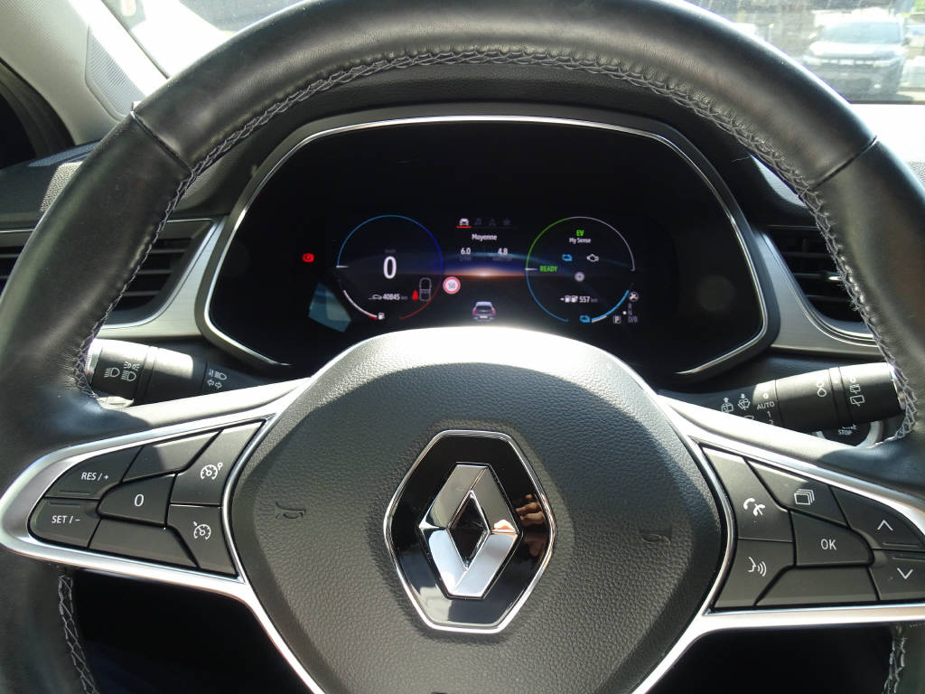 RENAULT Captur 1.6 E-Tech Plug-in Edition One-image-8