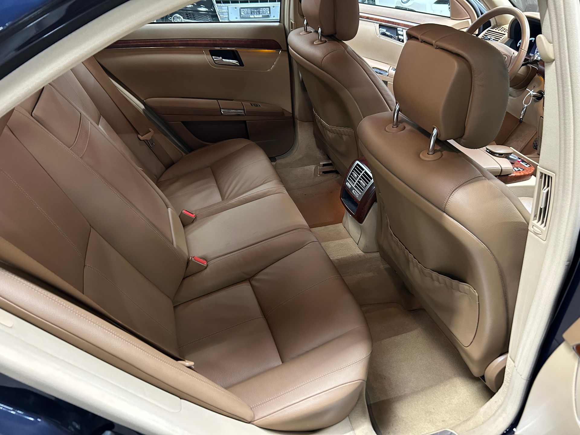 MERCEDES-BENZ S 450 4Matic 7G-Tronic-image-14