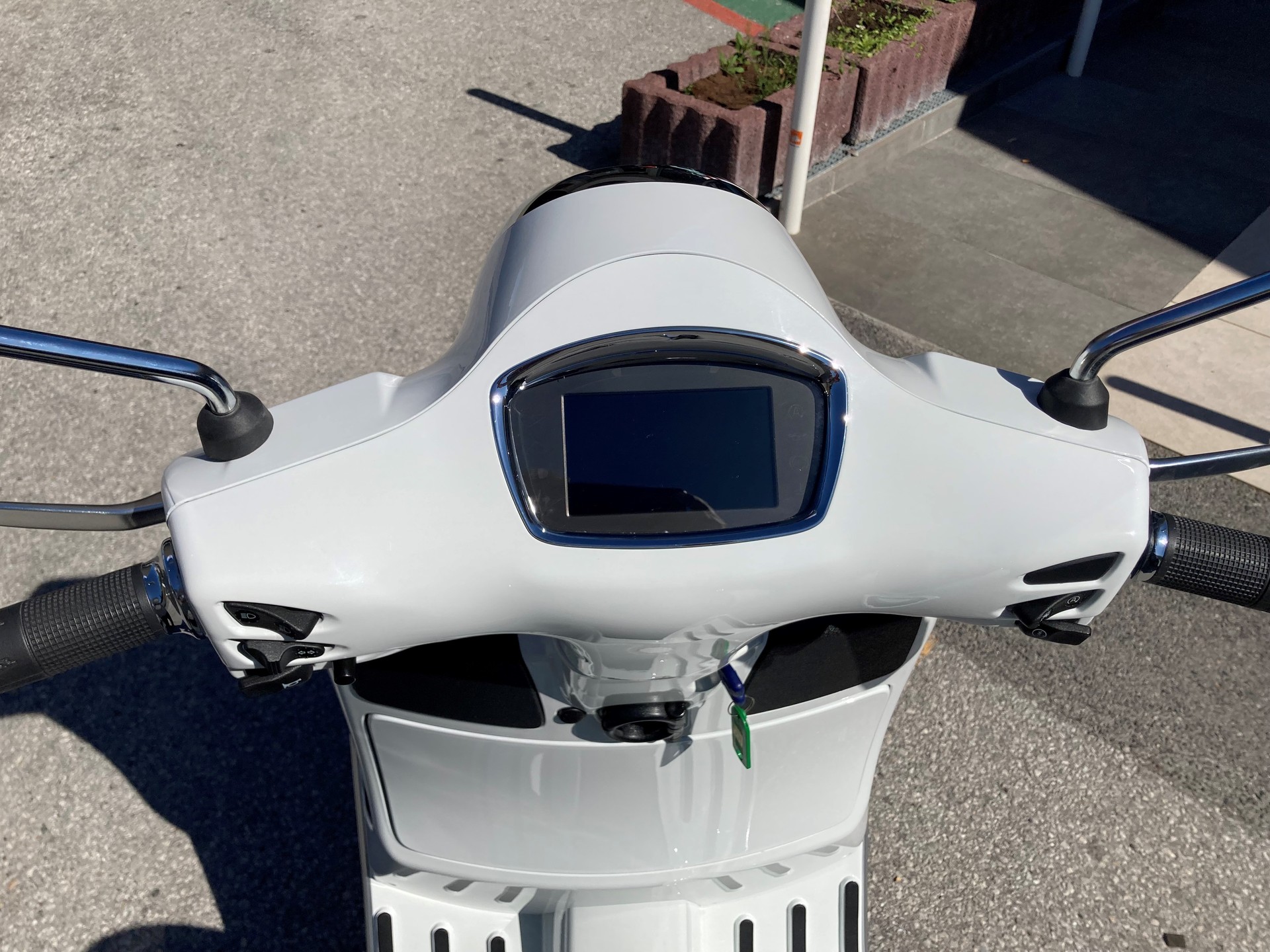 PIAGGIO Vespa GTS 125 75th Anniversary ABS-image-8