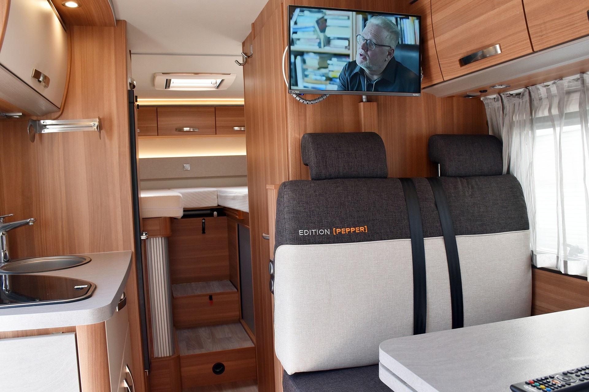 WEINSBERG CARACOMPACT 600 MEG PEPPER EDITION 2,0 HDI PEUGEOT-image-8