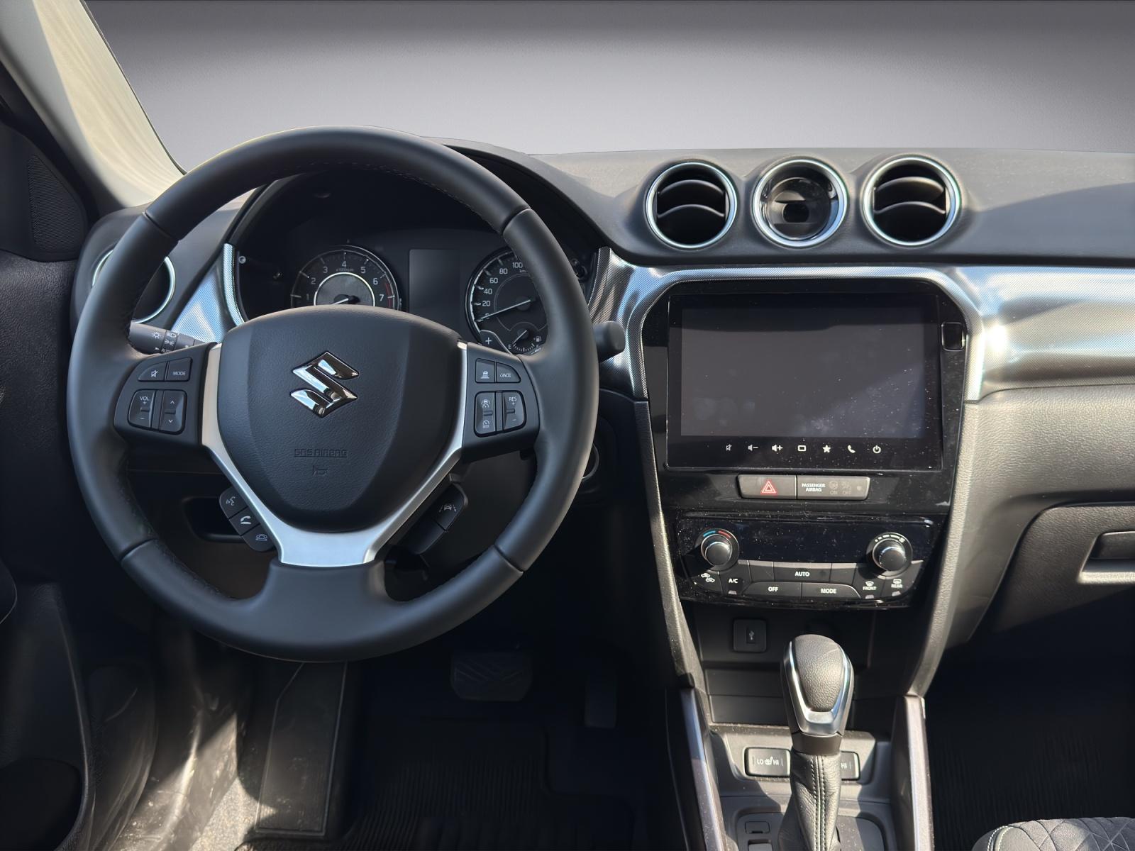 SUZUKI Vitara 1.5 Compact Top Hybrid 4x4-image-13