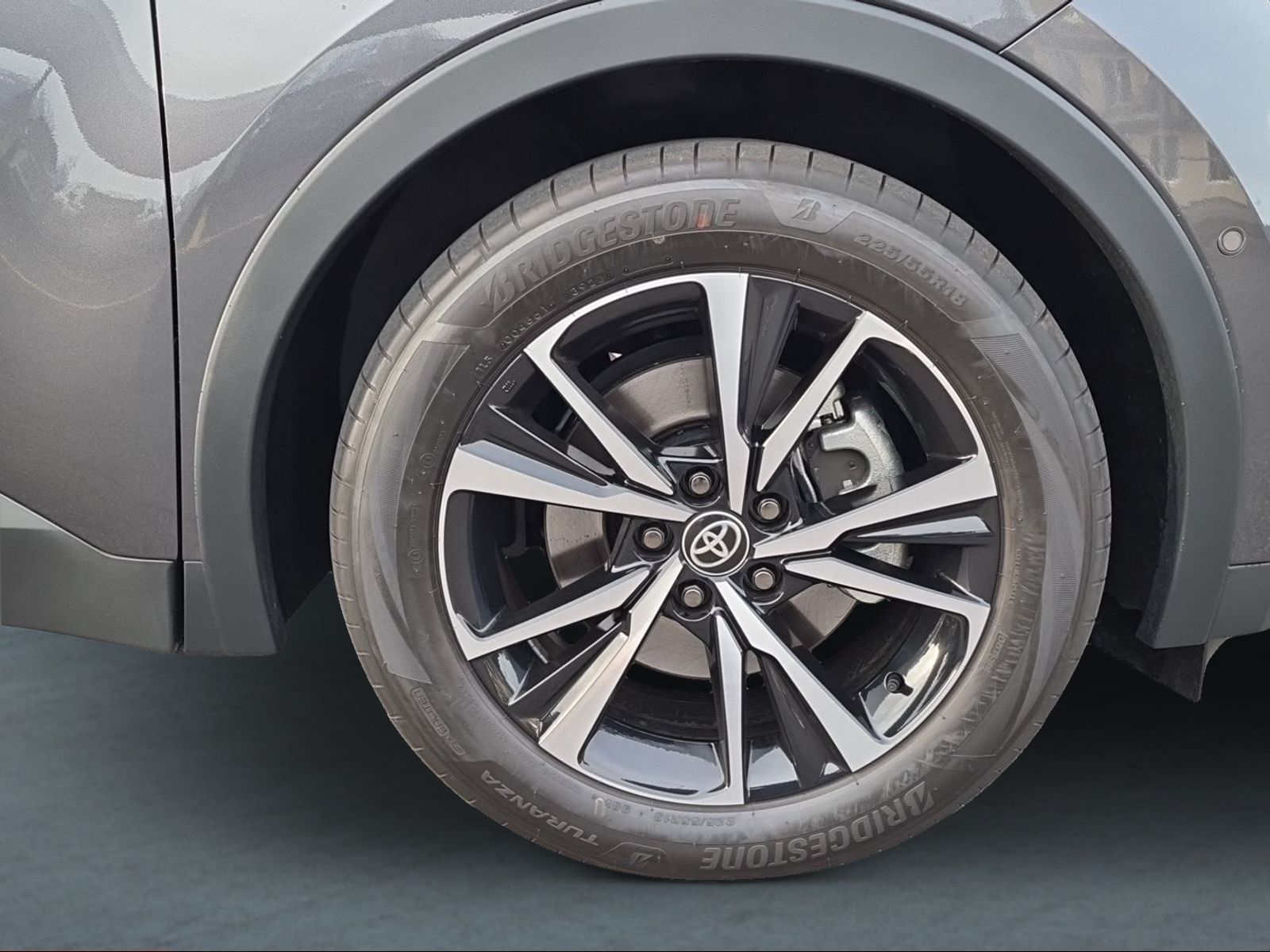 TOYOTA C-HR 2.0 HSD CVT Trend 4WD-image-9