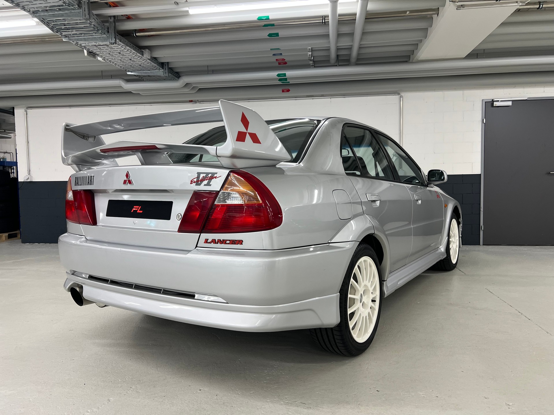 MITSUBISHI Evo VI / 6-image-1