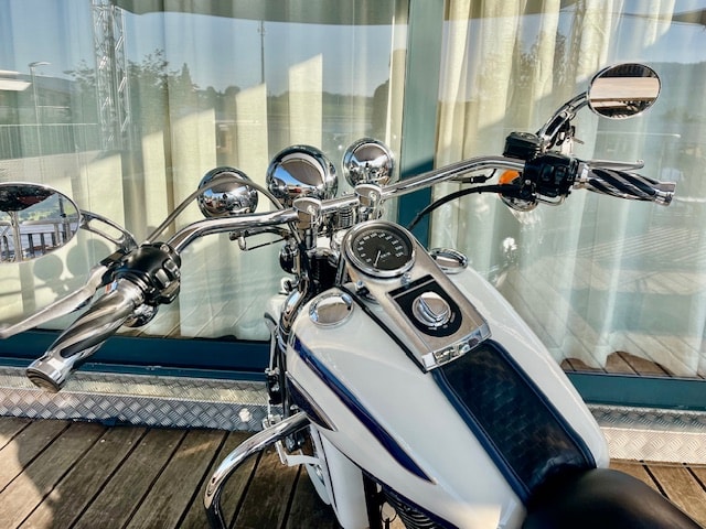 HARLEY-DAVIDSON FLSTS Heritage Springer-image-7