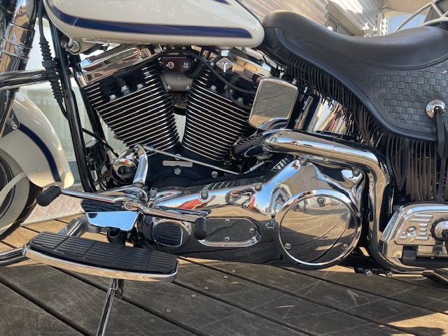 HARLEY-DAVIDSON FLSTS Heritage Springer-image-9