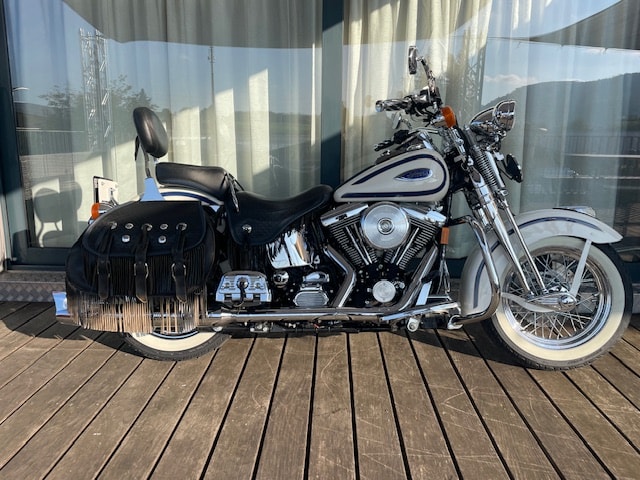 HARLEY-DAVIDSON FLSTS Heritage Springer