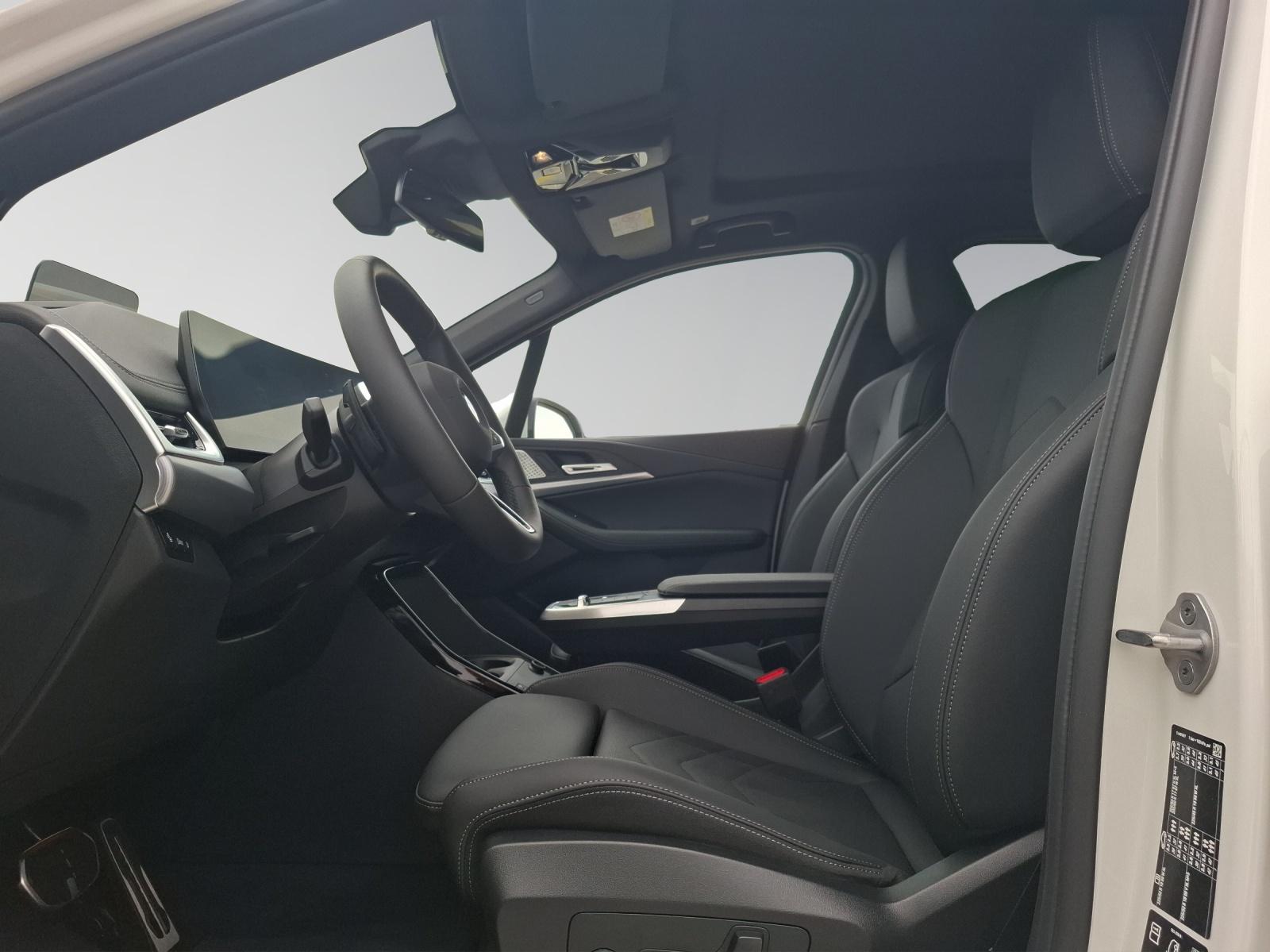 BMW 223i xDrive SDKG Active Tourer-showroom-element-3