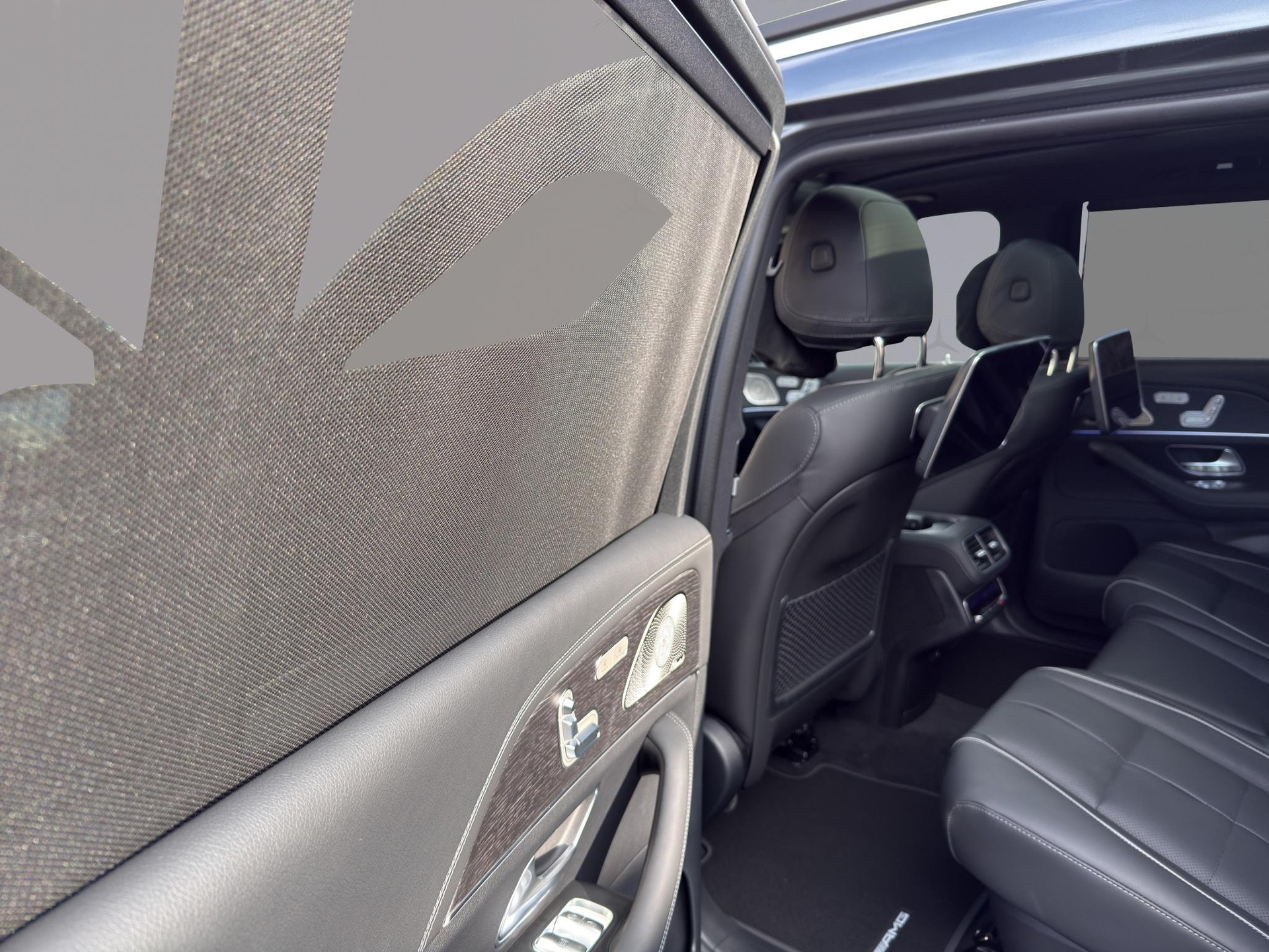 MERCEDES-BENZ GLS 450 d AMG Line 4matic-image-16